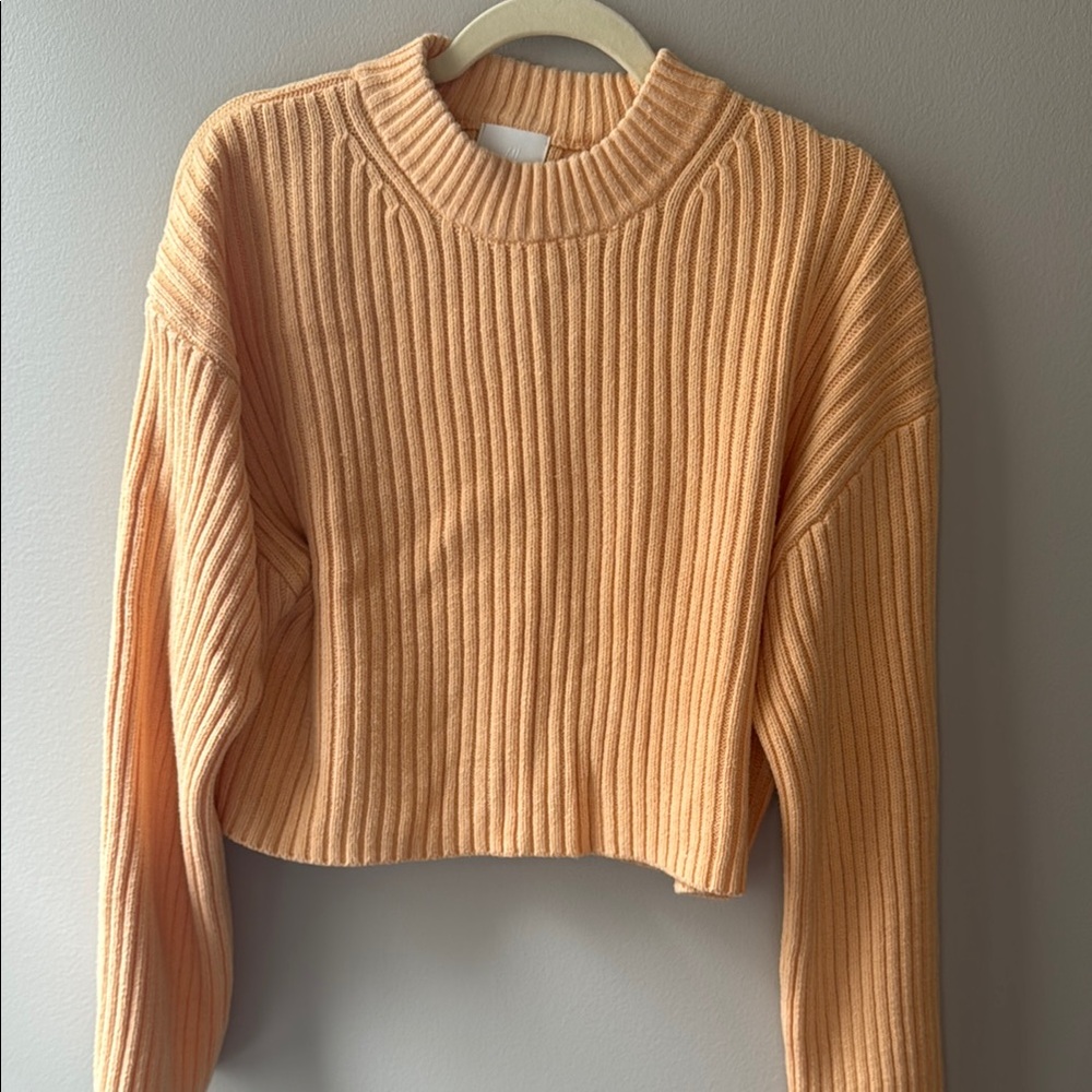 H&M Pastel Orange Cropped Sweater